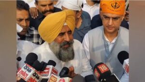 सचिन पायलट और परगट सिंह ने अमृतसर के गोल्डन टेंपल में माथा टेका, पंजाब कांग्रेस की एकजुटता