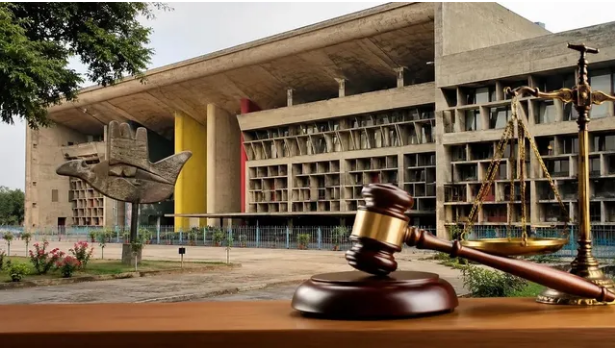 Punjab DA case involving government employees and Punjab Chief Secretary before High Court