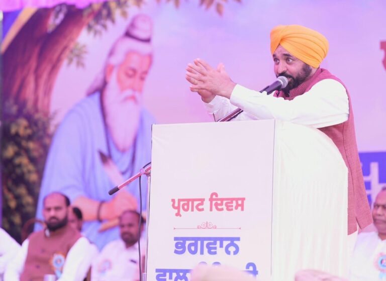 Bhagwant Mann Flags Off Shobha Yatra in Dhuri on Maharishi Valmiki Jayanti