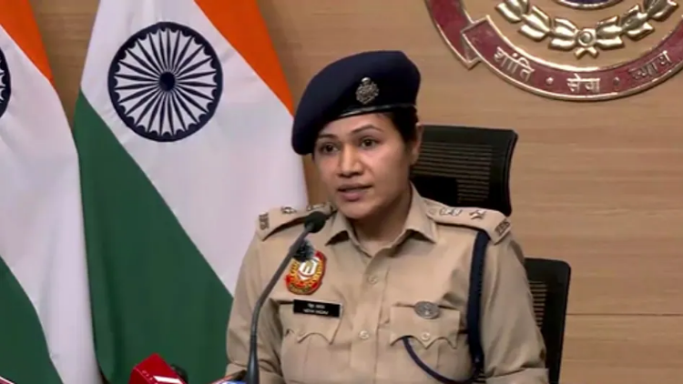 Delhi Police DCP PRO Neha Yadav addresses media about CJP protest permission